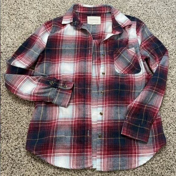 EUC Women's Aeropostale Flannel Shirt Size Small - Picture 1 of 2